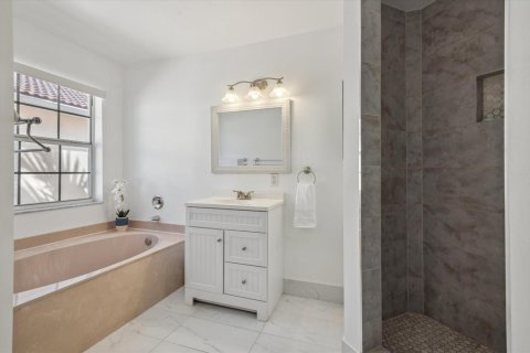 Villa ou maison à vendre à Coral Springs, Floride: 4 chambres, 182.18 m2 № 2085178 - photo 16
