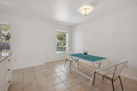 Villa ou maison à vendre à Coral Springs, Floride: 4 chambres, 182.18 m2 № 2085178 - photo 12