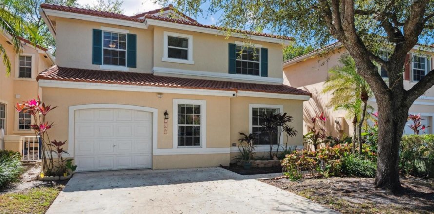 Villa ou maison à Coral Springs, Floride 4 chambres, 182.18 m2 № 2085178