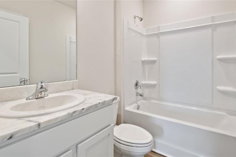 House in Parrish, Florida 4 bedrooms, 154.68 sq.m. № 1894730 - photo 19