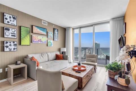 Condo in Hollywood, Florida, 2 bedrooms  № 1790602 - photo 15
