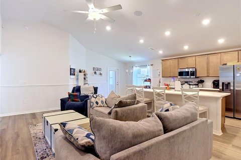 House in Haines City, Florida 4 bedrooms, 148.36 sq.m. № 2107782 - photo 6
