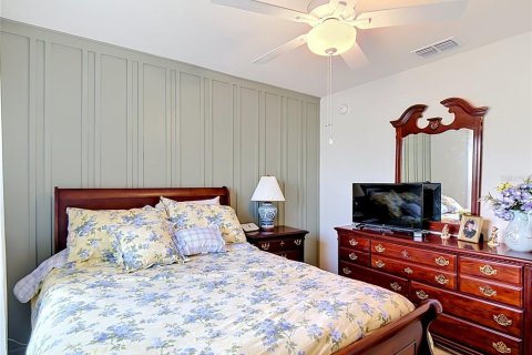 House in Haines City, Florida 4 bedrooms, 148.36 sq.m. № 2107782 - photo 21