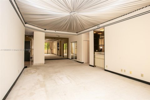 Condominio en venta en Aventura, Florida, 2 dormitorios, 141.21 m2 № 1965572 - foto 9
