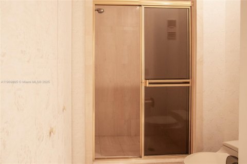 Condominio en venta en Aventura, Florida, 2 dormitorios, 141.21 m2 № 1965572 - foto 26