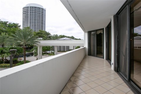 Condominio en venta en Aventura, Florida, 2 dormitorios, 141.21 m2 № 1965572 - foto 29