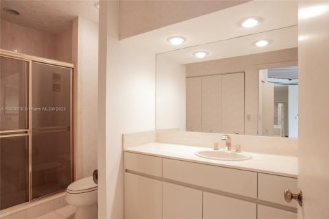 Condominio en venta en Aventura, Florida, 2 dormitorios, 141.21 m2 № 1965572 - foto 24