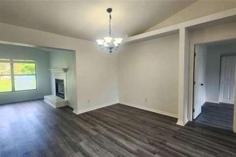 Casa en alquiler en Ocala, Florida, 2 dormitorios, 131.18 m2 № 1838994 - foto 4