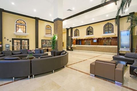 Condo in Sunny Isles Beach, Florida  № 1877921 - photo 16