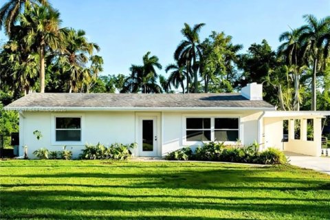 House in Fort Myers, Florida 3 bedrooms № 2041727 - photo 10