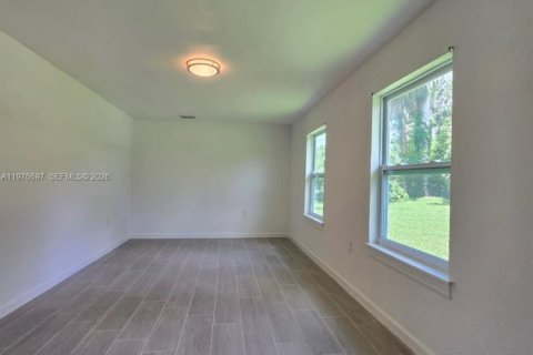 House in Fort Myers, Florida 3 bedrooms № 2041727 - photo 3