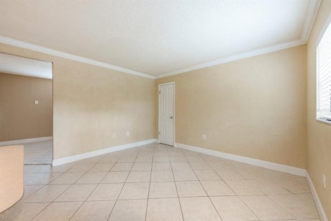 Condominio en venta en Orlando, Florida, 1 dormitorio, 49.89 m2 № 1636699 - foto 17