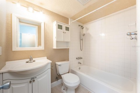 Condominio en venta en Orlando, Florida, 1 dormitorio, 49.89 m2 № 1636699 - foto 8