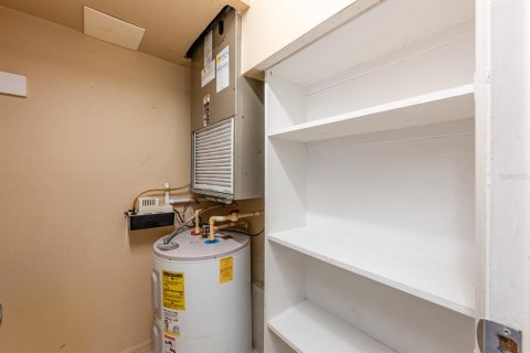 Condominio en venta en Orlando, Florida, 1 dormitorio, 49.89 m2 № 1636699 - foto 10