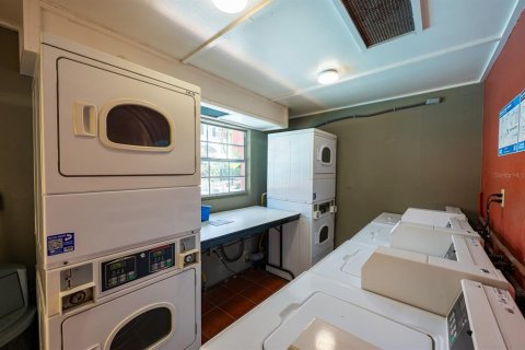 Condominio en venta en Orlando, Florida, 1 dormitorio, 49.89 m2 № 1636699 - foto 11