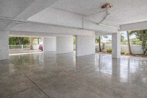 Copropriété à vendre à North Miami, Floride: 1 chambre, 54.16 m2 № 2055887 - photo 11