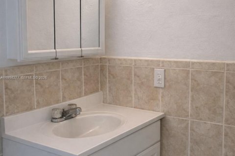 Copropriété à vendre à North Miami, Floride: 1 chambre, 54.16 m2 № 2055887 - photo 7