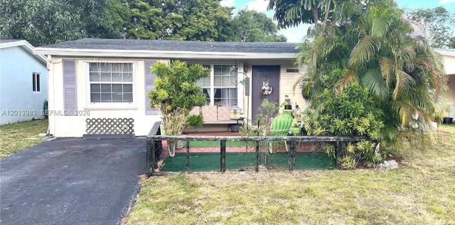 Casa en Pembroke Pines, Florida 2 dormitorios, 113.34 m2 № 2076168