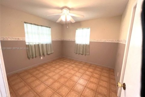 Casa en venta en Pembroke Pines, Florida, 2 dormitorios, 113.34 m2 № 2076168 - foto 6