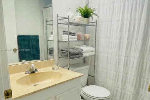 Купить кондоминиум в Холливуд, Флорида 1 комната, 65.96м2, № 2046369 - фото 8