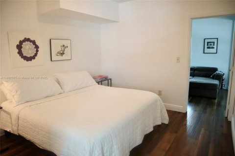 Appartement à louer à Miami, Floride: 2 chambres, 69.68 m2 № 1944040 - photo 7