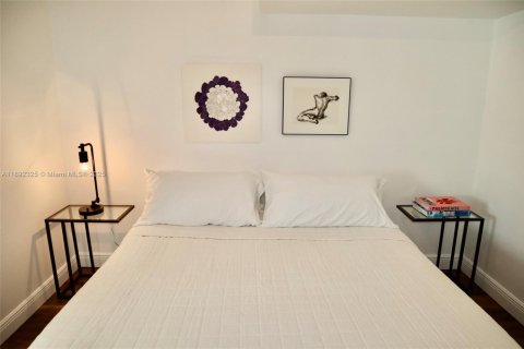 Appartement à louer à Miami, Floride: 2 chambres, 69.68 m2 № 1944040 - photo 9