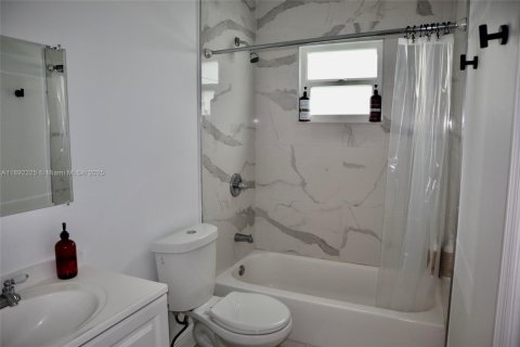 Appartement à louer à Miami, Floride: 2 chambres, 69.68 m2 № 1944040 - photo 10
