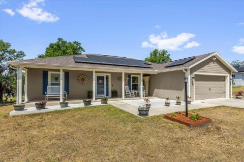 House in Lady Lake, Florida 3 bedrooms, 147.99 sq.m. № 1649749 - photo 2