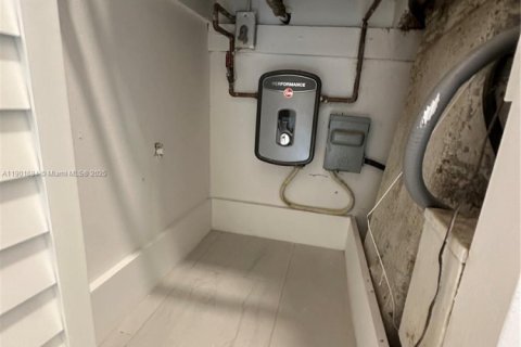 Touwnhouse à louer à Key Biscayne, Floride: 2 chambres, 81.29 m2 № 1955489 - photo 15