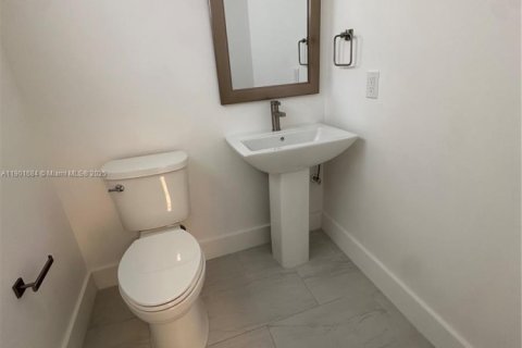 Touwnhouse à louer à Key Biscayne, Floride: 2 chambres, 81.29 m2 № 1955489 - photo 3