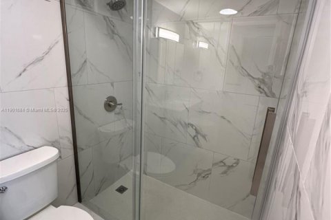 Touwnhouse à louer à Key Biscayne, Floride: 2 chambres, 81.29 m2 № 1955489 - photo 19