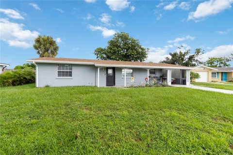 House in Venice, Florida 3 bedrooms, 164.53 sq.m. № 1911678 - photo 1