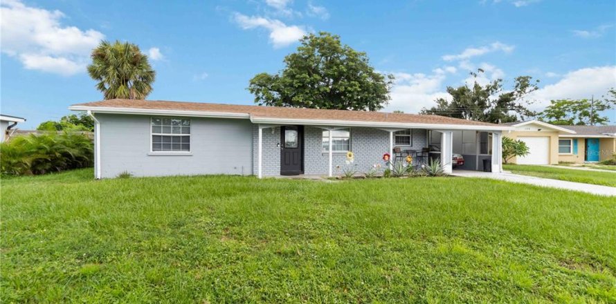 House in Venice, Florida 3 bedrooms, 164.53 sq.m. № 1911678