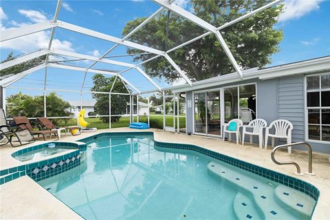 House in Venice, Florida 3 bedrooms, 164.53 sq.m. № 1911678 - photo 2
