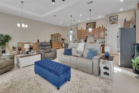 Villa ou maison à vendre à DeLand, Floride: 3 chambres, 202.34 m2 № 2353260 - photo 8