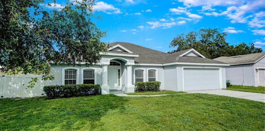 Casa en Kissimmee, Florida 4 dormitorios, 205.69 m2 № 1805335