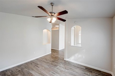 House in Kissimmee, Florida 4 bedrooms, 205.69 sq.m. № 1805335 - photo 2