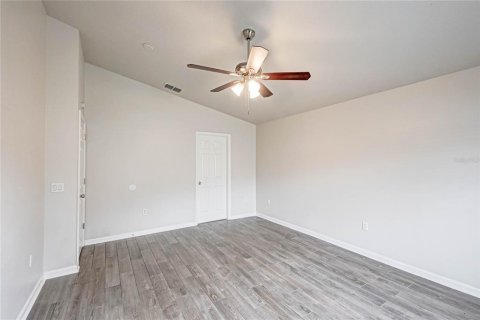 House in Kissimmee, Florida 4 bedrooms, 205.69 sq.m. № 1805335 - photo 14