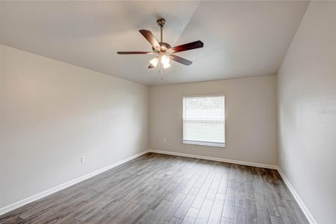 House in Kissimmee, Florida 4 bedrooms, 205.69 sq.m. № 1805335 - photo 17