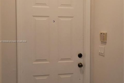 Condo in Pembroke Pines, Florida, 3 bedrooms № 2076791 - photo 29