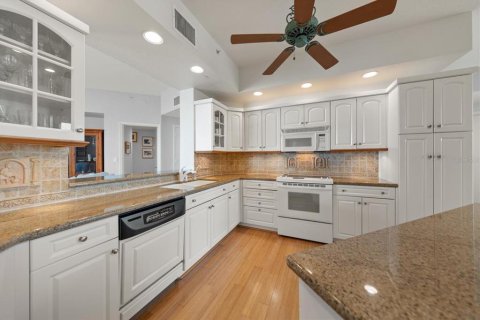 Copropriété à vendre à Clearwater, Floride: 3 chambres, 212.56 m2 № 2418700 - photo 28