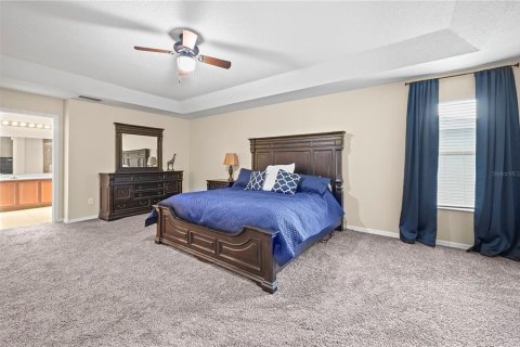 House in Orlando, Florida 5 bedrooms, 336.12 sq.m. № 1562461 - photo 12