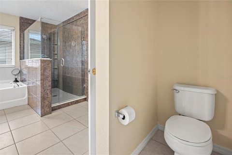 House in Orlando, Florida 5 bedrooms, 336.12 sq.m. № 1562461 - photo 15
