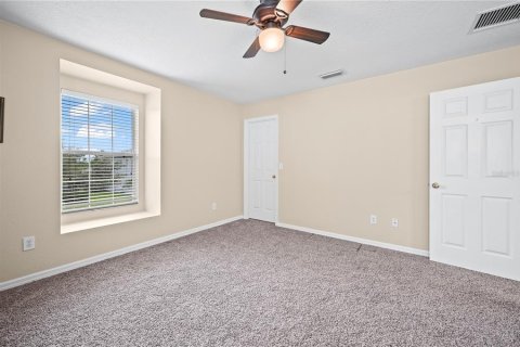House in Orlando, Florida 5 bedrooms, 336.12 sq.m. № 1562461 - photo 18