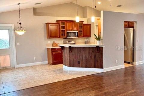 House in Ocala, Florida 3 bedrooms, 152.27 sq.m. № 1902614 - photo 7