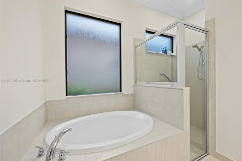 Villa ou maison à vendre à Parkland, Floride: 3 chambres, 237.83 m2 № 1849068 - photo 25