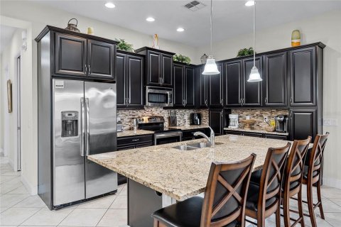 Adosado en venta en Davenport, Florida, 4 dormitorios, 194.54 m2 № 1602898 - foto 4