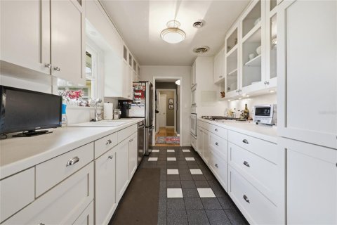 Casa en venta en Gainesville, Florida, 4 dormitorios, 235.6 m2 № 2231984 - foto 18