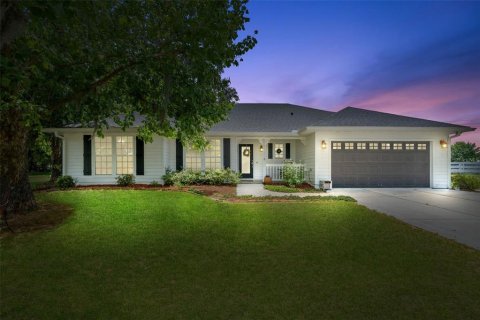 House in High Springs, Florida 3 bedrooms, 182.37 sq.m. № 1747039 - photo 25