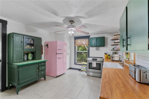 Casa en venta en Lake Helen, Florida, 3 dormitorios, 214.79 m2 № 1822932 - foto 15